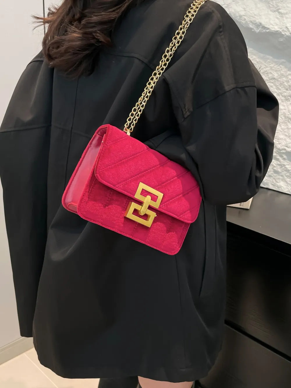 Chain Shoulder Bag