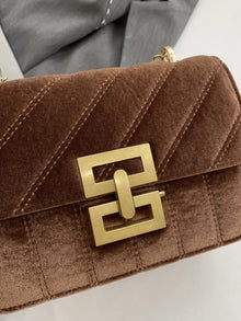 Chain Shoulder Bag