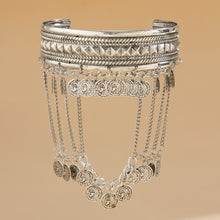 Tassel Arm Chain