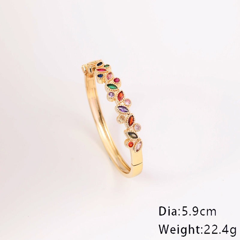 Zircon Leaf Bracelet